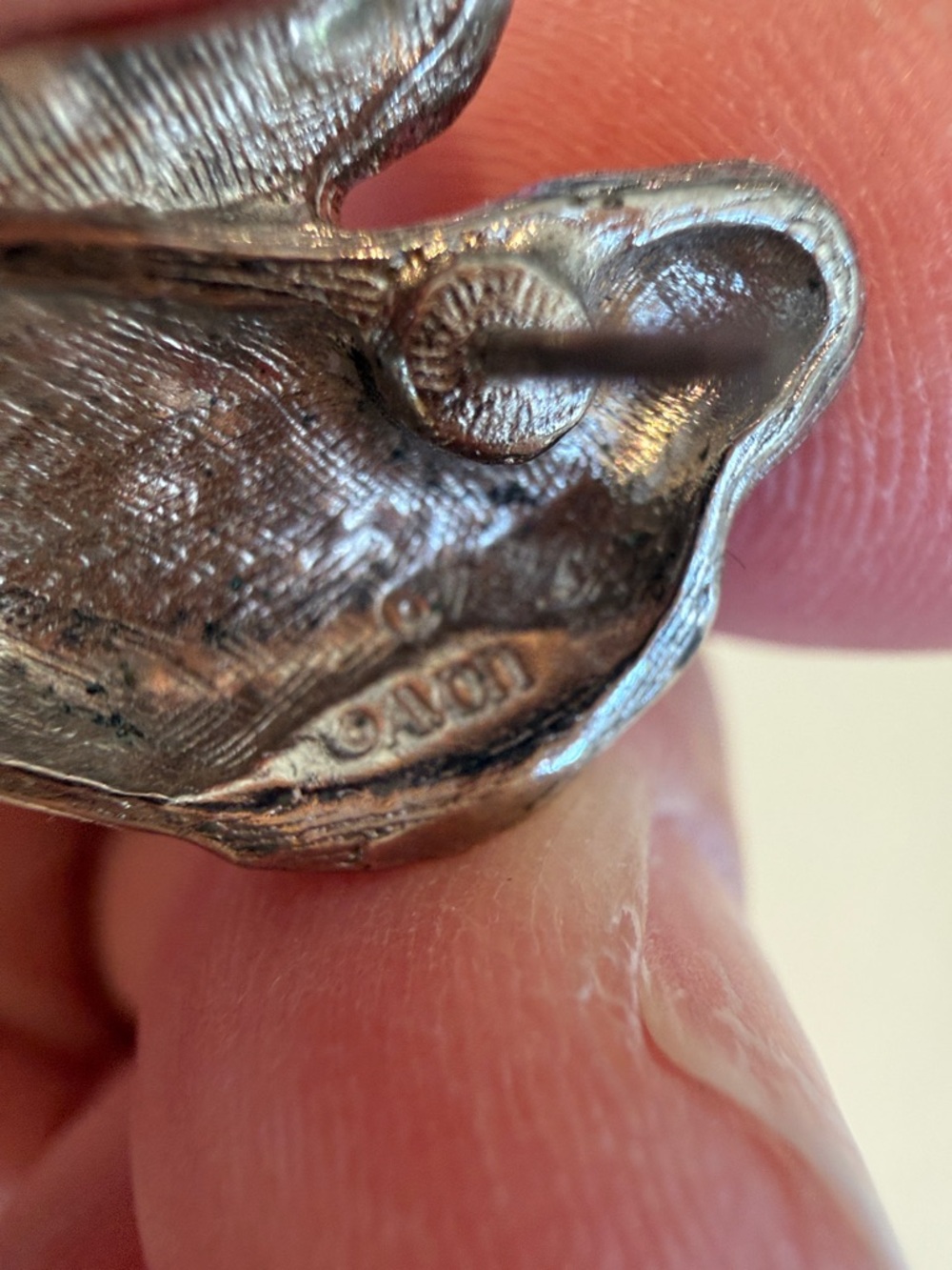 Avon Mermaid Pearl Stud Earrings - Picture 12 of 12